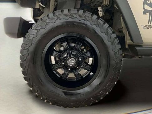 Used 2018 Jeep Wrangler Unlimited Sport S image 94