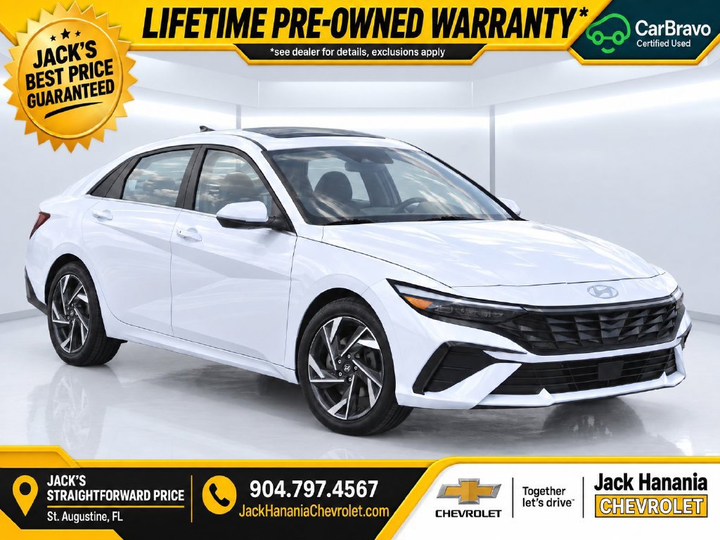 Used 2025 Hyundai Elantra SEL FWD image 1