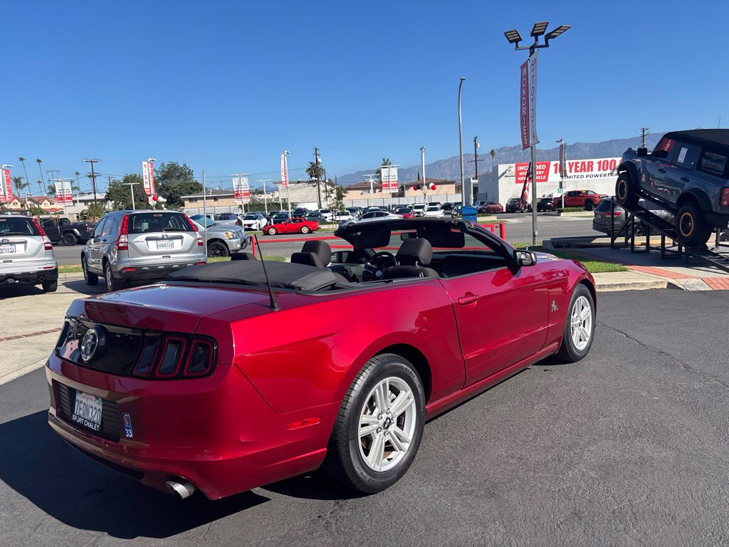Used 2014 Ford Mustang Convertible w/ Equipment Group 102A RWD image 12