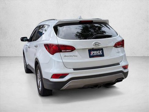 Used 2017 Hyundai Santa Fe Sport FWD image 8