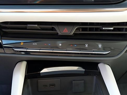 New 2026 Buick Envision Avenir image 16