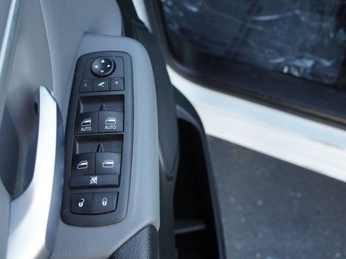 Used 2021 RAM 1500 Big Horn image 14