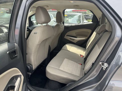 Used 2020 Ford EcoSport S AWD/4WD image 9
