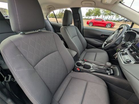 Used 2024 Toyota Corolla LE image 21