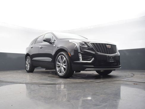 Certified 2025 Cadillac XT5 Premium Luxury image 46