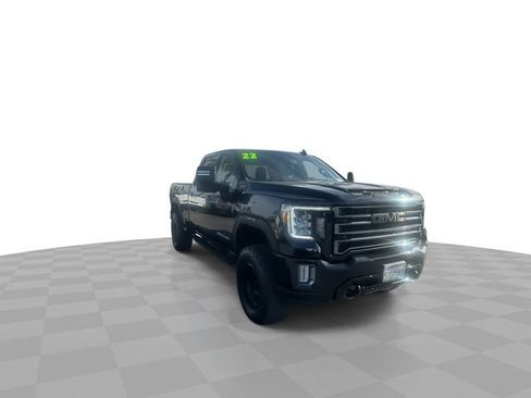 Used 2022 GMC Sierra 2500 AT4 w/ Gooseneck/5TH Wheel Package image 2