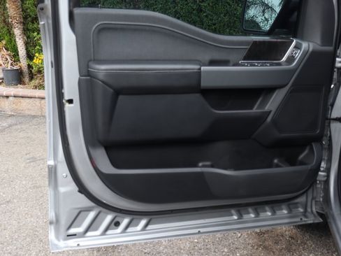 Used 2022 Ford F150 Lariat image 15