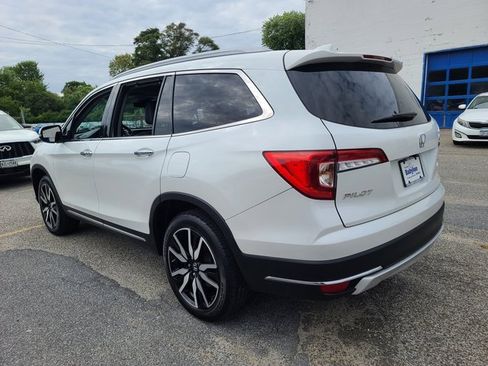 Used 2022 Honda Pilot Touring image 3
