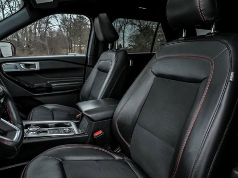 Used 2022 Ford Explorer ST-Line w/ Class IV Trailer Tow Package image 15