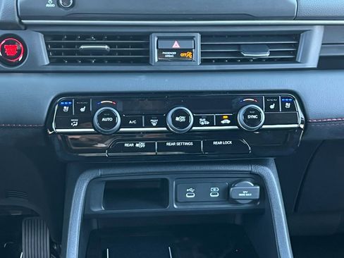 New 2026 Honda Pilot Black Edition image 16