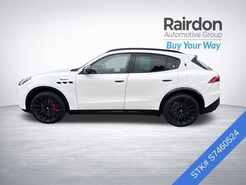 Used 2025 Maserati Grecale Modena AWD/4WD image 4