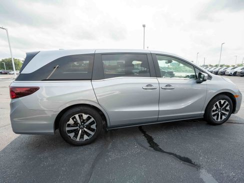 Used 2025 Honda Odyssey EX-L image 6