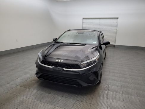 Used 2024 Kia Forte LXS image 15