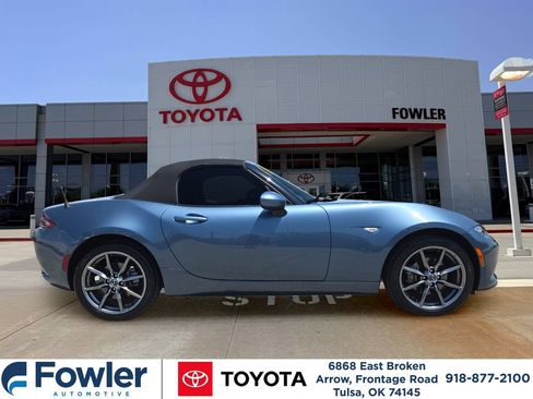 Used 2016 MAZDA MX-5 Miata Grand Touring RWD image 9