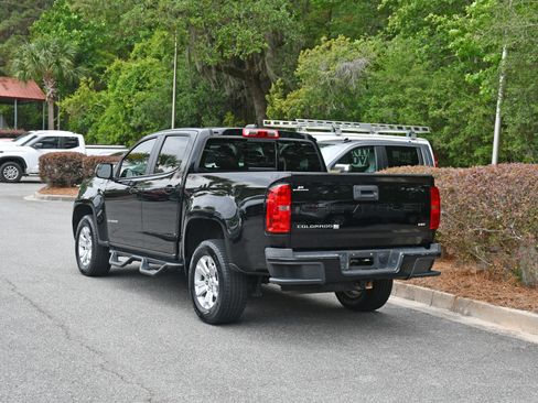 Used 2021 Chevrolet Colorado LT w/ LT Convenience Package RWD image 3