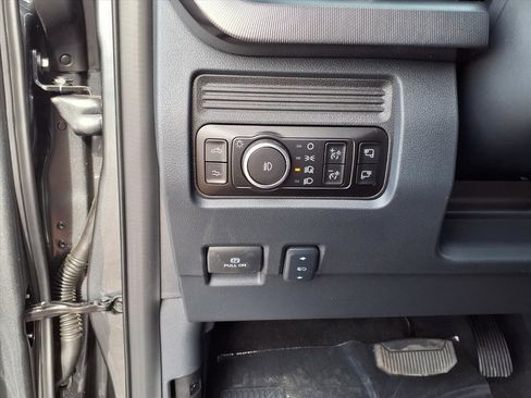 New 2026 Ford F250 Platinum image 20