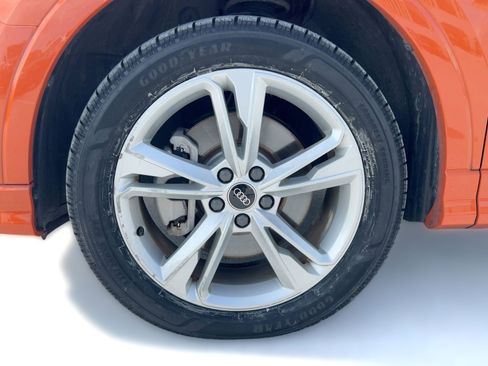 Used 2022 Audi Q3 2.0T Premium Plus image 12