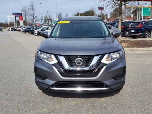 Used 2018 Nissan Rogue S image 4