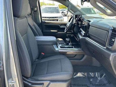 Used 2024 Chevrolet Silverado 1500 RST AWD/4WD image 21