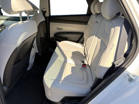 New 2026 Hyundai Tucson Limited AWD/4WD image 16