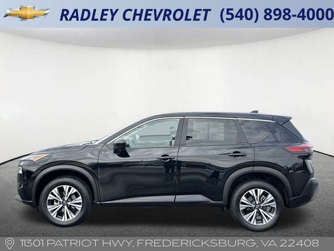 Used 2023 Nissan Rogue SV image 17