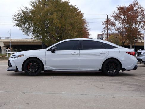 Used 2021 Toyota Avalon TRD image 3