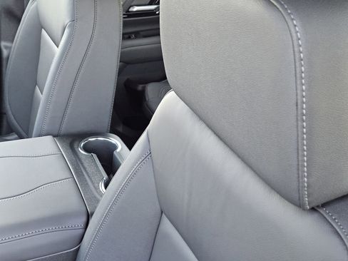 New 2026 Chevrolet Suburban LT w/ Comfort Package image 26