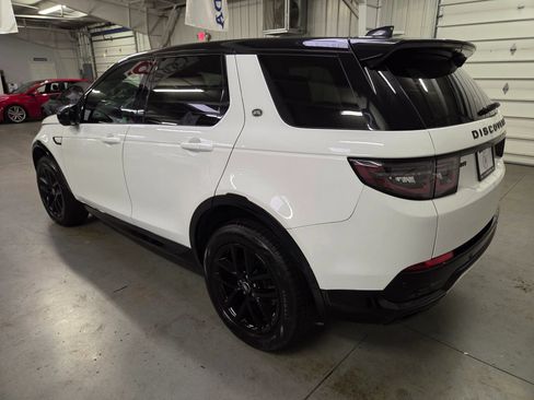Used 2024 Land Rover Discovery Sport Dynamic SE AWD/4WD image 4