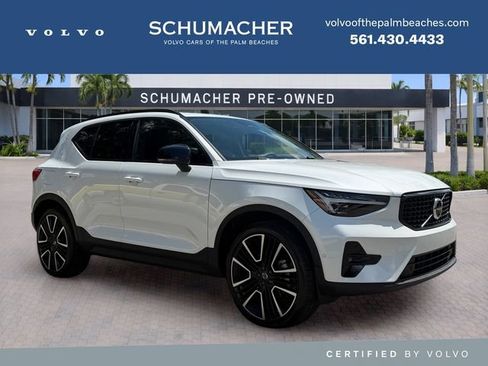 Certified 2024 Volvo XC40 B5 Ultimate w/ Protection Package Premier AWD/4WD image 1
