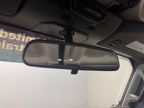 Used 2023 Jeep Wrangler Willys AWD/4WD image 26