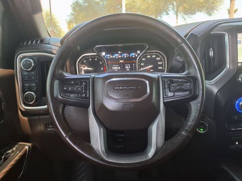 Used 2022 GMC Sierra 1500 Denali w/ Denali Reserve Package AWD/4WD image 18