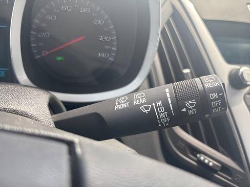 Used 2015 Chevrolet Equinox LS FWD image 21
