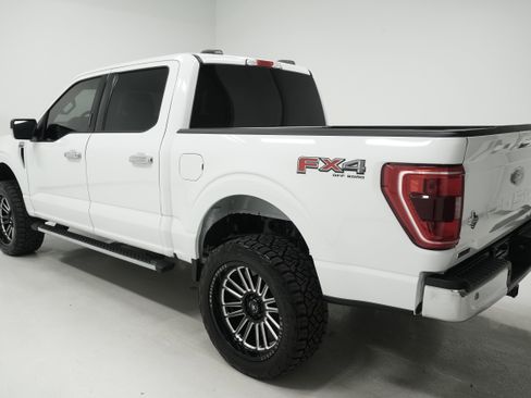 Used 2021 Ford F150 XLT w/ Equipment Group 302A High AWD/4WD image 5