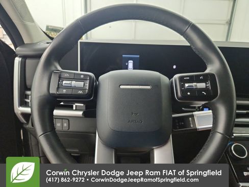 Used 2025 Hyundai Santa Fe SEL FWD image 21