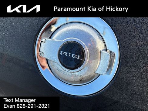 Used 2023 Dodge Challenger SXT image 14