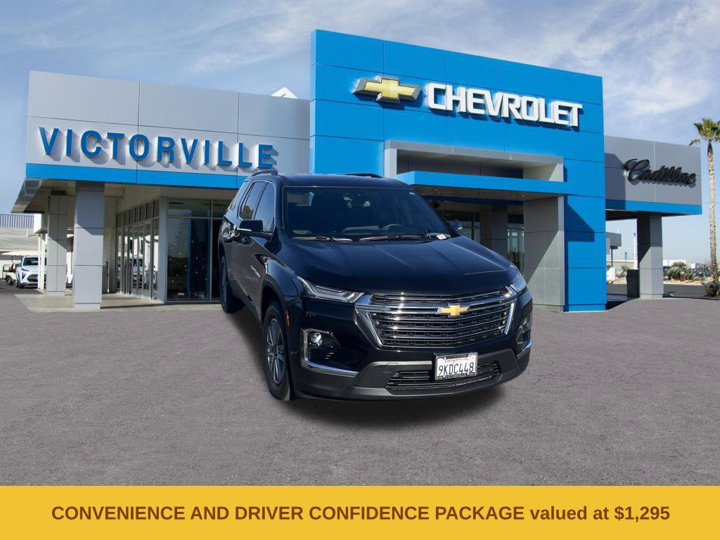 Used 2023 Chevrolet Traverse LT FWD image 3