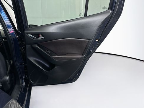 Used 2018 MAZDA MAZDA3 Grand Touring FWD image 30