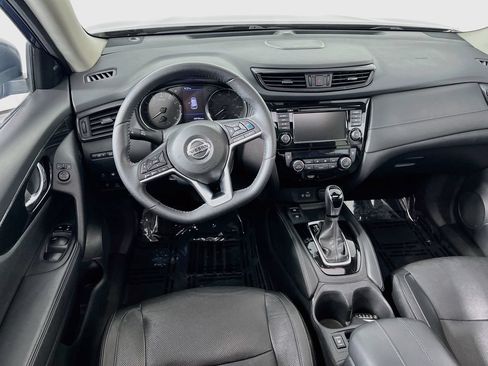 Used 2020 Nissan Rogue SL w/ Premium Package AWD/4WD image 22