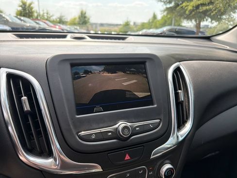 Used 2019 Chevrolet Equinox LT FWD image 25