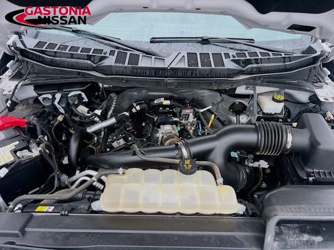 Used 2023 Ford F150 Lariat w/ Trailer Tow Package image 40