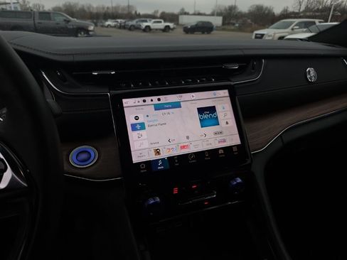 Used 2023 Jeep Grand Cherokee Summit w/ Luxury Tech Group V image 16