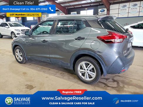 Used 2019 Nissan Kicks S FWD image 3