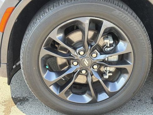 Used 2023 Dodge Durango R/T RWD image 16