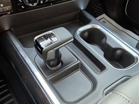 New 2026 Chevrolet Silverado 1500 LTZ w/ LTZ Premium Package image 10