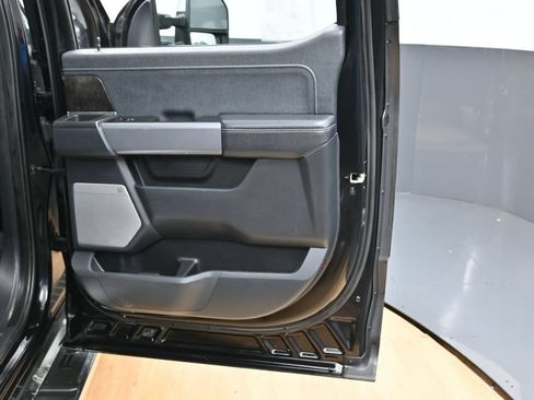 Used 2023 Ford F150 Lariat w/ Equipment Group 502A High AWD/4WD image 34