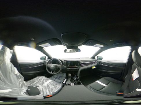 New 2026 Toyota Camry SE FWD image 33