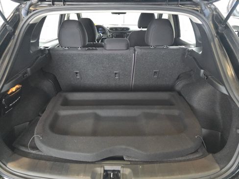 Used 2022 Nissan Rogue Sport SV image 19