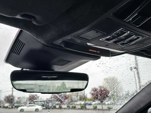 Used 2019 Jaguar XJ L Portfolio RWD image 27