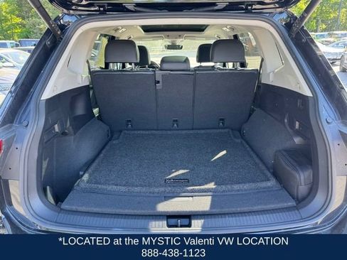 Certified 2022 Volkswagen Tiguan SE w/ Panoramic Sunroof Package AWD/4WD image 19