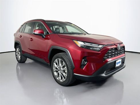 Used 2024 Toyota RAV4 XLE Premium w/ Weather Package AWD/4WD image 7